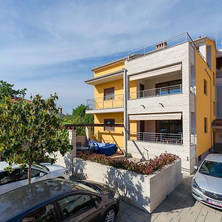 Apartment Goran Ровінь Екстер'єр фото