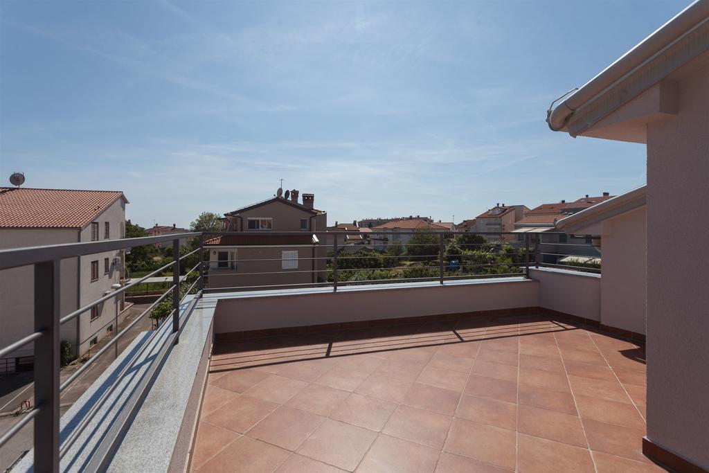 Apartment Goran Ровінь Екстер'єр фото