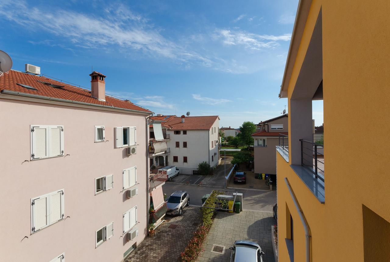 Apartment Goran Ровінь Екстер'єр фото