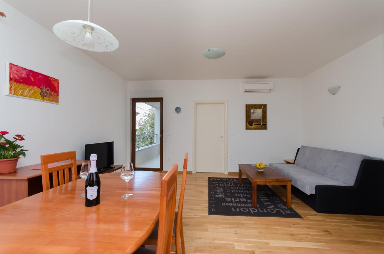 Apartment Goran Ровінь Екстер'єр фото