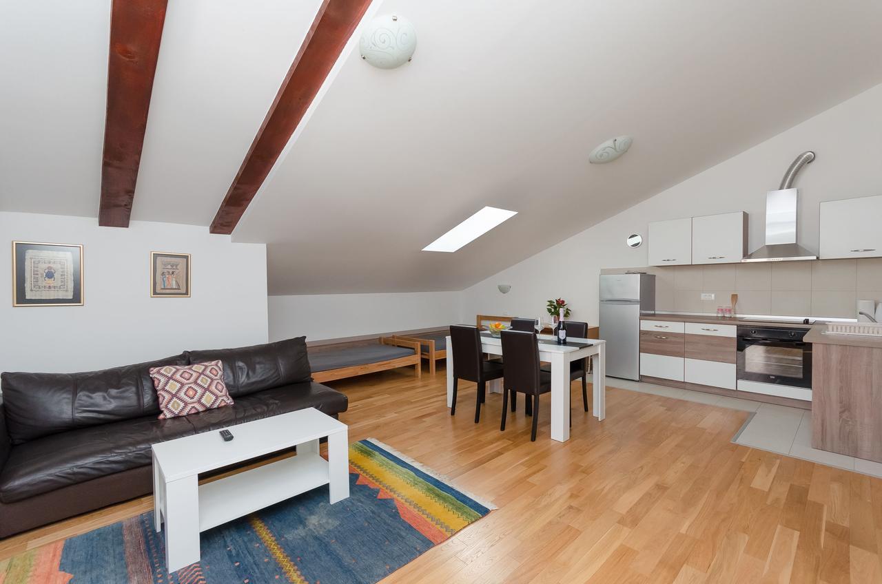 Apartment Goran Ровінь Екстер'єр фото